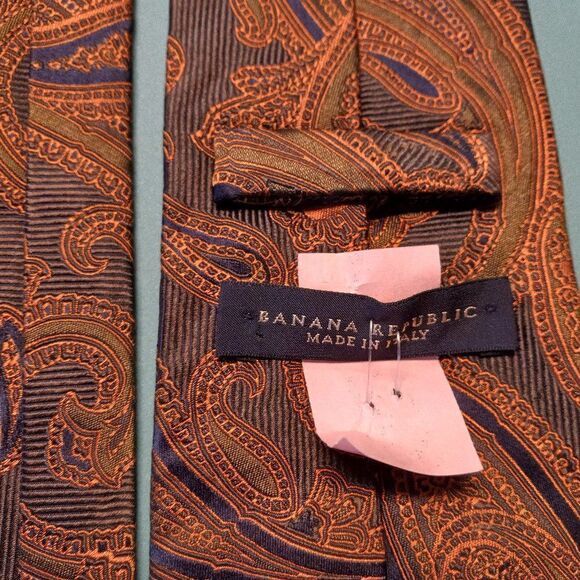 Banana Republic Silk Brown /Green paisley Tie - Picture 4 of 7